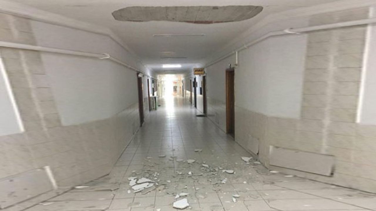 Kentsel Dönüşüm Kapsamındaki Sitede Çökmeler Meydana Geldi