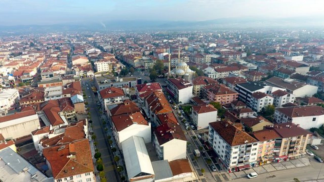 Düzce Depreminin Üzerinden 21 Yıl Geçti