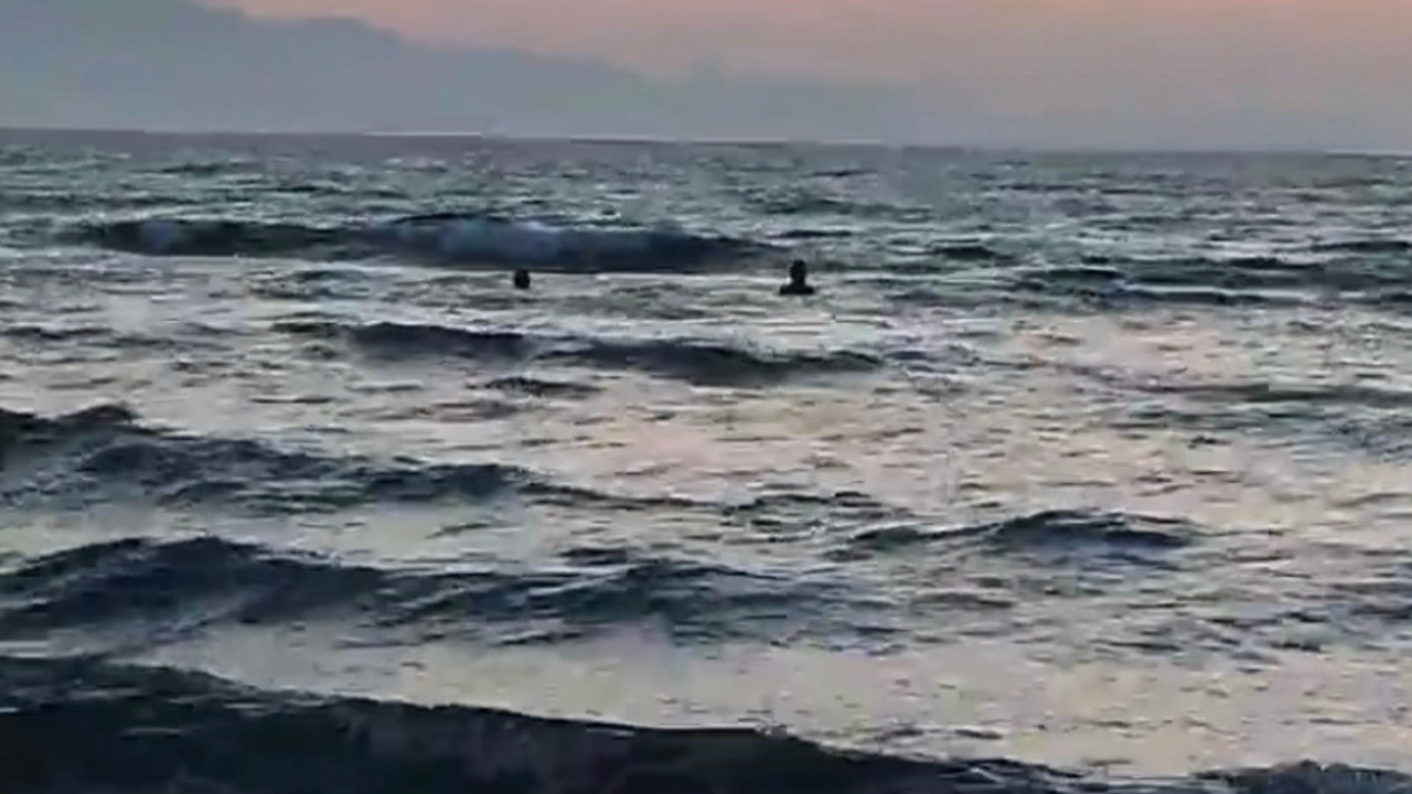 Samsun'da Akıntıya Kapılan 4 Arkadaştan 1’i Boğuldu