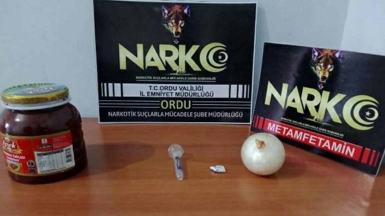 Salça Kabında Uyuşturucu Ele Geçirildi