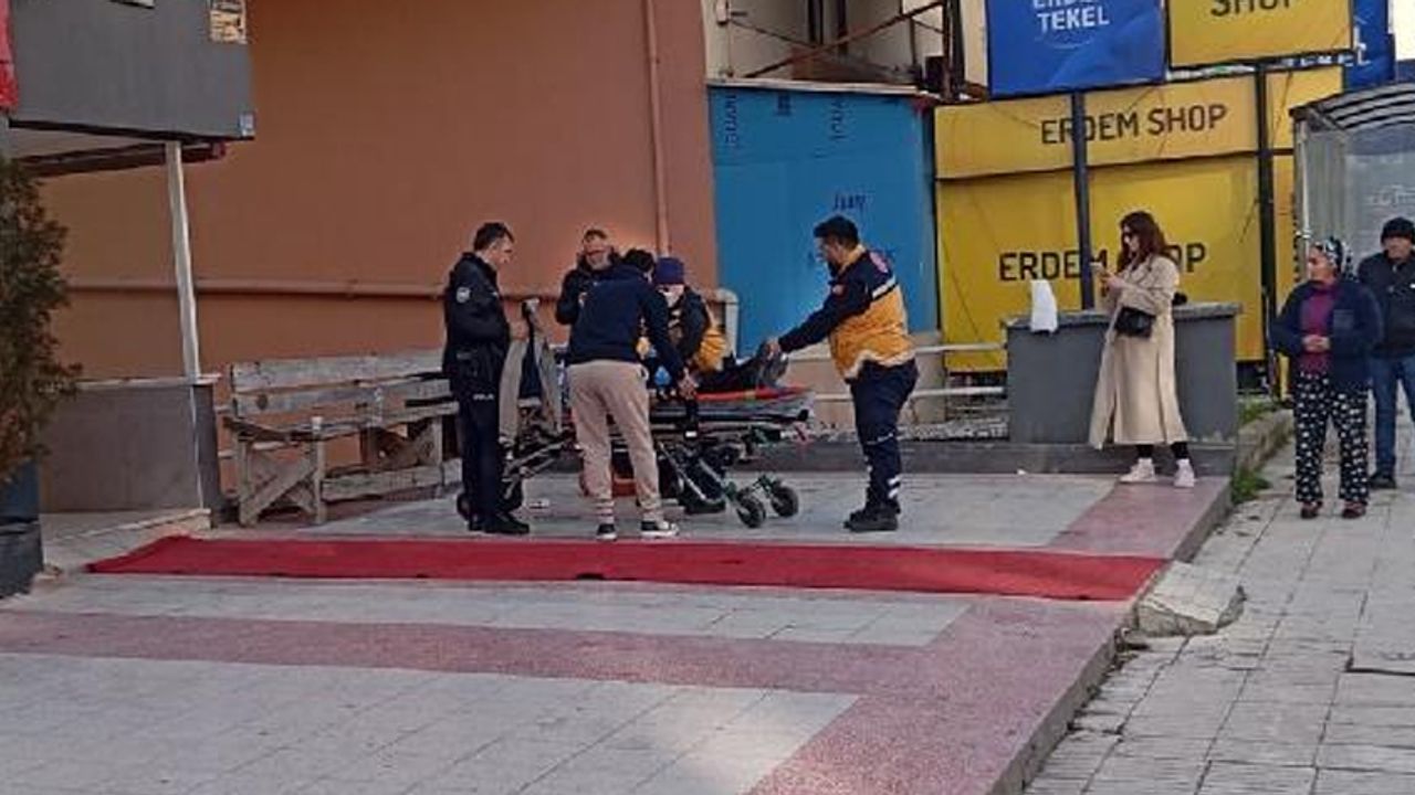 Kayıp Halı Tartışmasında Komşusunu Bıçakladı