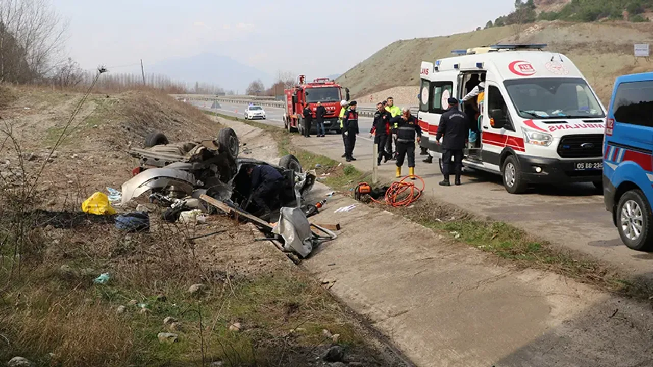 Amasya’da Cenaze Yolunda Feci Kaza