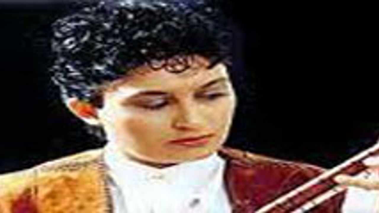Güler Duman - Türkülerle Gömün Beni