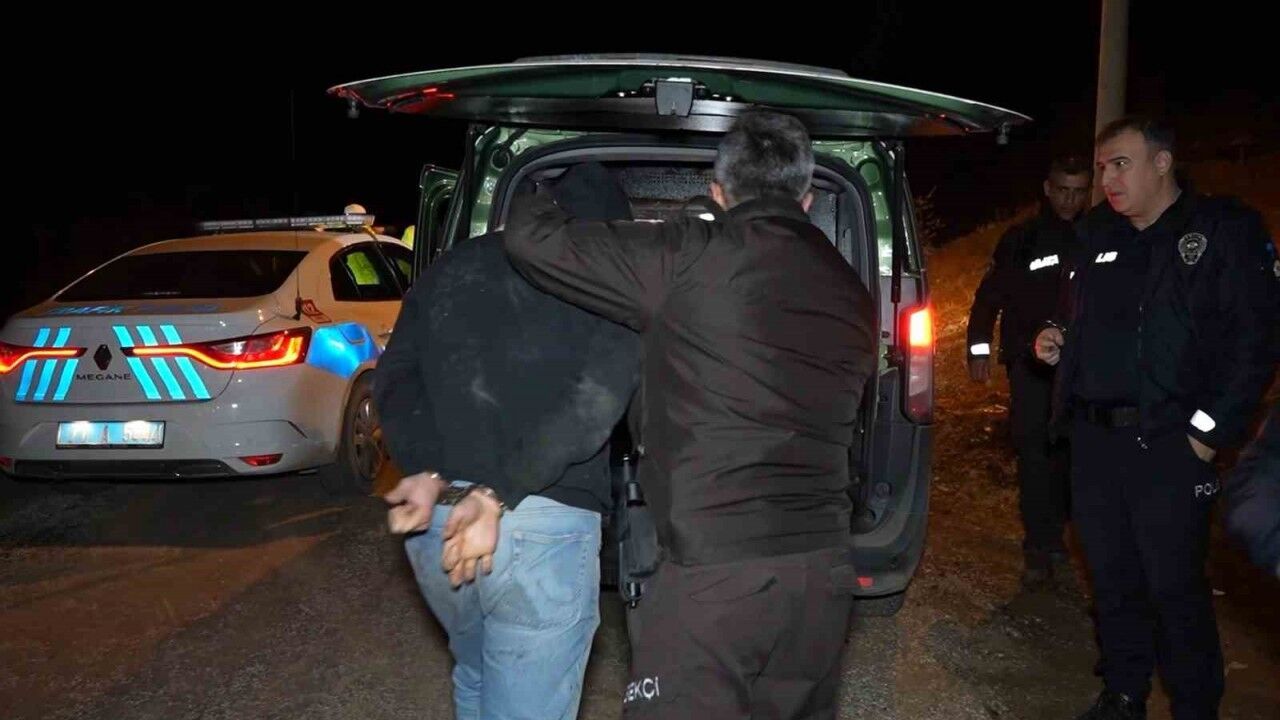 Nefes Kesen Kovalamaca... Polisten Kaçış Pahalıya Patladı