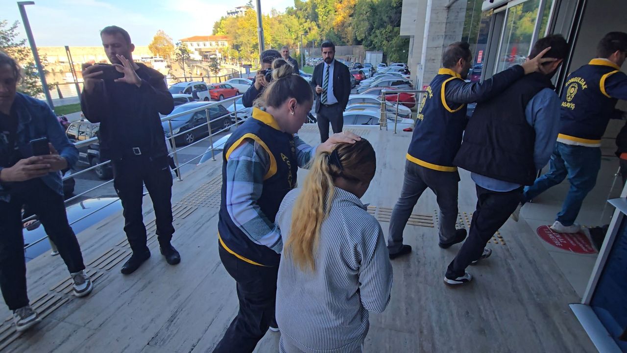 ‘Cinsel İstismar Davası’ Tuzağı İle Emekliyi 2,5 Milyon Tl Dolandırdılar