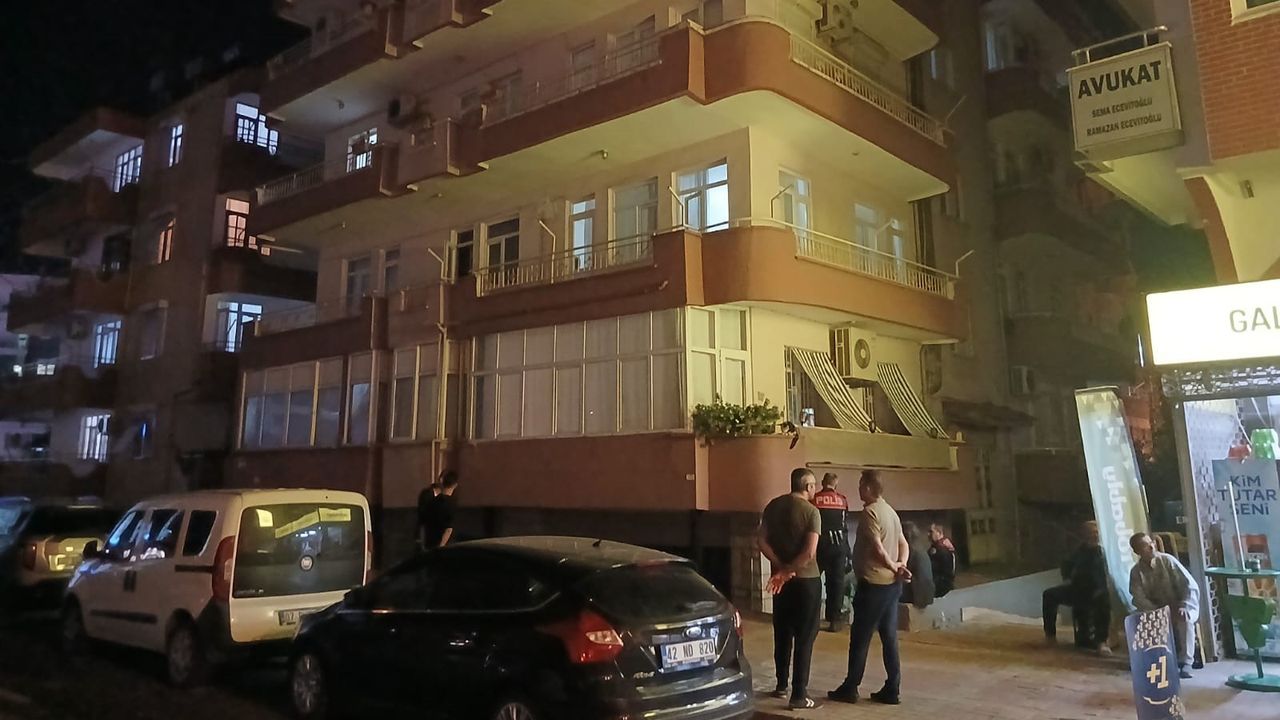 Yakınlarının Kayıp İhbarında Bulunduğu  Ferhat Oruç Evinde Ölü Bulundu