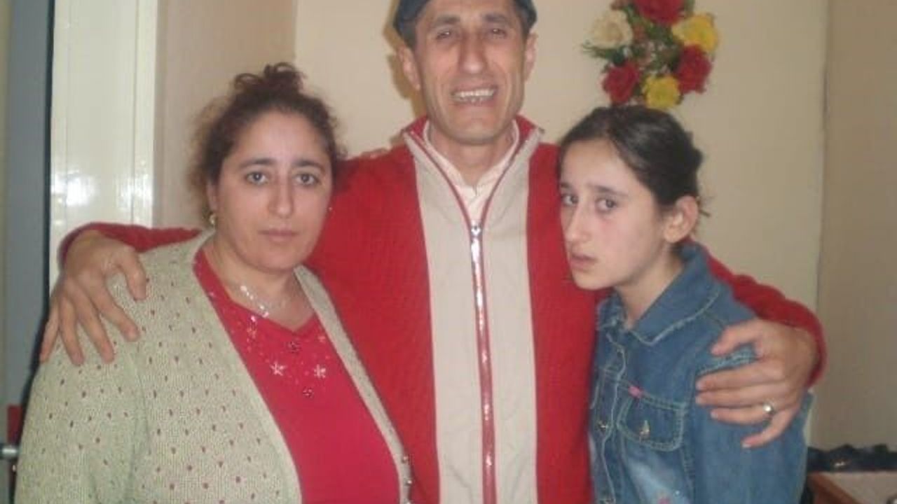 Gözü Yaşlı Annenin 15 Yıllık Bekleyişi: “Gülistan Doku Dosyasıyla Umutlandık