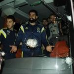 Fenerbahçe Otobüsüne Saldırı Olayında Gözaltına Alınan 4 Kişiden 1'i Tutuklandı