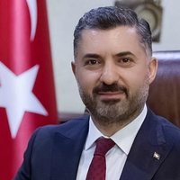 Ebubekir Şahin Kimdir? 