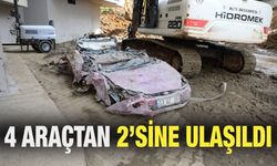 Heyelan Altında Kalan 2 Otomobile Ulaşıldı