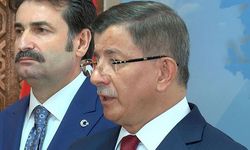 Ahmet Davutoğlu AK Parti’den İstifa Etti