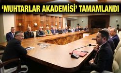 Akademiyi Tamamlayan Muhtarlar Sertifikalarını Aldı