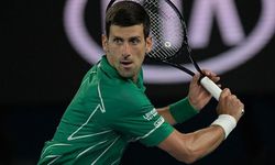 Ünlü Tenisçi Djokovic'in Koronavirüs Testi Pozitif Çıktı