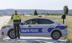 Kara Yollarında Maket Trafik Polisi Dönemi