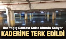 Yağış Sonra Kapalı Otoparkı Su Bastı