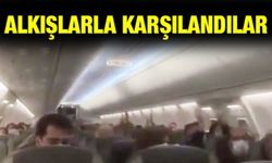 İzmir Depreminden Dönen AKUT Ekibine Uçakta Alkışlı Karşılama