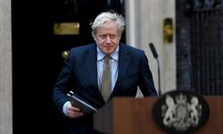 İngiltere Başbakanı Johnson'ın Kovid-19 Testi Pozitif Çıktı