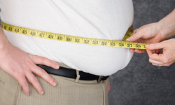 Obezite 45-65 Yaşları Arasında Zirve Yapıyor