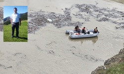 Nehirde Kaybolan Kamyon Şoförü 110 Kişilik Ekiple Aranıyor
