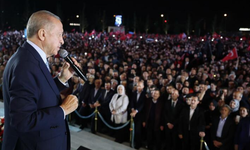 Cumhurbaşkanı Erdoğan 320 Bin Kişiye Balkon Konuşması Yaptı