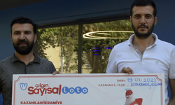 Makineye oynattığı 60 liralık kuponla tarihin en büyük ikramiyesini kazandı