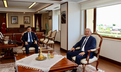 Ekşioğlu Vakfı Başkanı Süleyman Ekşi, Rize protokolü ile bir araya geldi