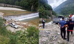 Rize'de Dereye Uçan Kamyonetteki Babaanne Öldü, Torunu Yaralandı