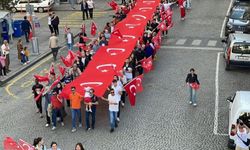 Rize’de 100 Metrelik Türk Bayrağı İle Cumhuriyet Kutlaması