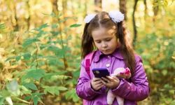 Çocukların Güvenliği İçin Telefon Pil Seviyesi Düzenli Kontrol Edilmeli