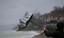Meteoroloji'den Rize'ye Fırtına Uyarısı