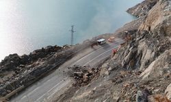 Artvin'de Riskli Kayalar İçin Dağcılar Devrede