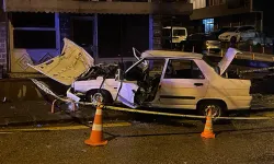 Ankara’da İki Otomobil Çarpıştı: 1 Ölü, 2 Yaralı