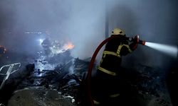 Palet fabrikası alev alev yandı: Hasar büyük