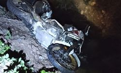 Motosiklet İle Panelvan Çarpıştı: 2 Yaralı