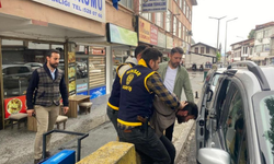 Yaşlı Adamı Dolandıran Şüpheliyi Polis Kıskıvrak Yakaladı