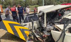 İki Otomobil Çarpıştı 7 Kişi Yaralandı