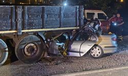 Ordu'da Otomobil Tırın Altına Girdi: 1 Ölü