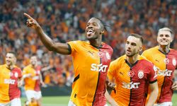 Galatasaray, Lige 3 Puanla Başladı