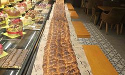 4 Metre 2 Santim Uzunluğundaki Pide Görenleri Şaşırttı
