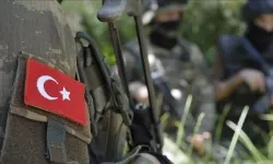 Pençe-Kilit Harekâtı bölgesinde Piyade Uzman Çavuş Mesut Karadağ yıldırım düşmesi sonucu şehit oldu