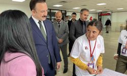Malazgirt’te özel öğrencilerden "TÜBİTAK 4006 Bilim Fuarı"