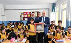 Sınıf Başkanının Seçim Vaadi Belediye Başkanını Okula Getirme Oldu