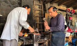 İki Kardeş Kaybolmaya Yüz Tutan Mesleği Yaşatmaya Çalışıyor