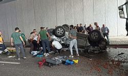 Kastamonu'da karşı yöne geçen otomobil, TIR'a çarptı; 3 ölü, 5 yaralı