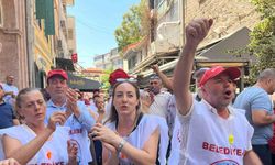 İzmir’de İşten Atılan İşçilerin Eylemi 4. Gününde: "İşimizi Geri İstiyoruz!