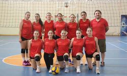 Rize’nin yıldız kızları yarı finale hazırlanıyor