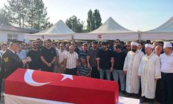 Yangın şehidi Tolunay Kocaman gözyaşları içinde son yolculuğuna uğurlandı
