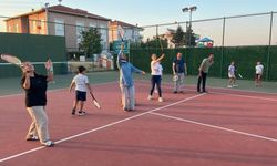 Aileler çocuklarıyla birlikte sporun keyfini çıkardı