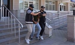 Doktorların E-imzasını Kullanarak Yeşil Reçete İlacı Yazan Hastane Personeli Tutuklandı