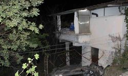 Ehliyetsiz sürücü evin bahçesine uçtu: 3 yaralı